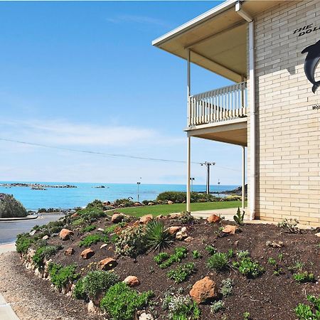Dolphins Beachfront Apartment No 4 Port Elliot Exteriér fotografie