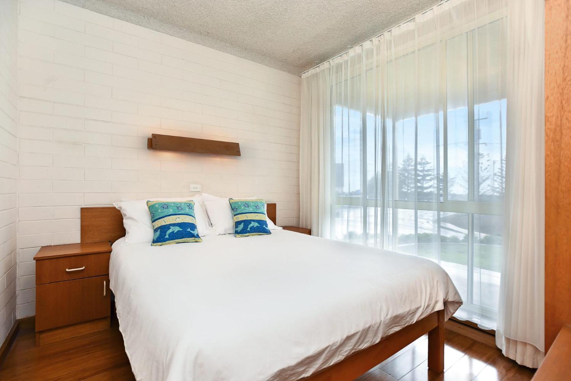 Dolphins Beachfront Apartment No 4 Port Elliot Exteriér fotografie